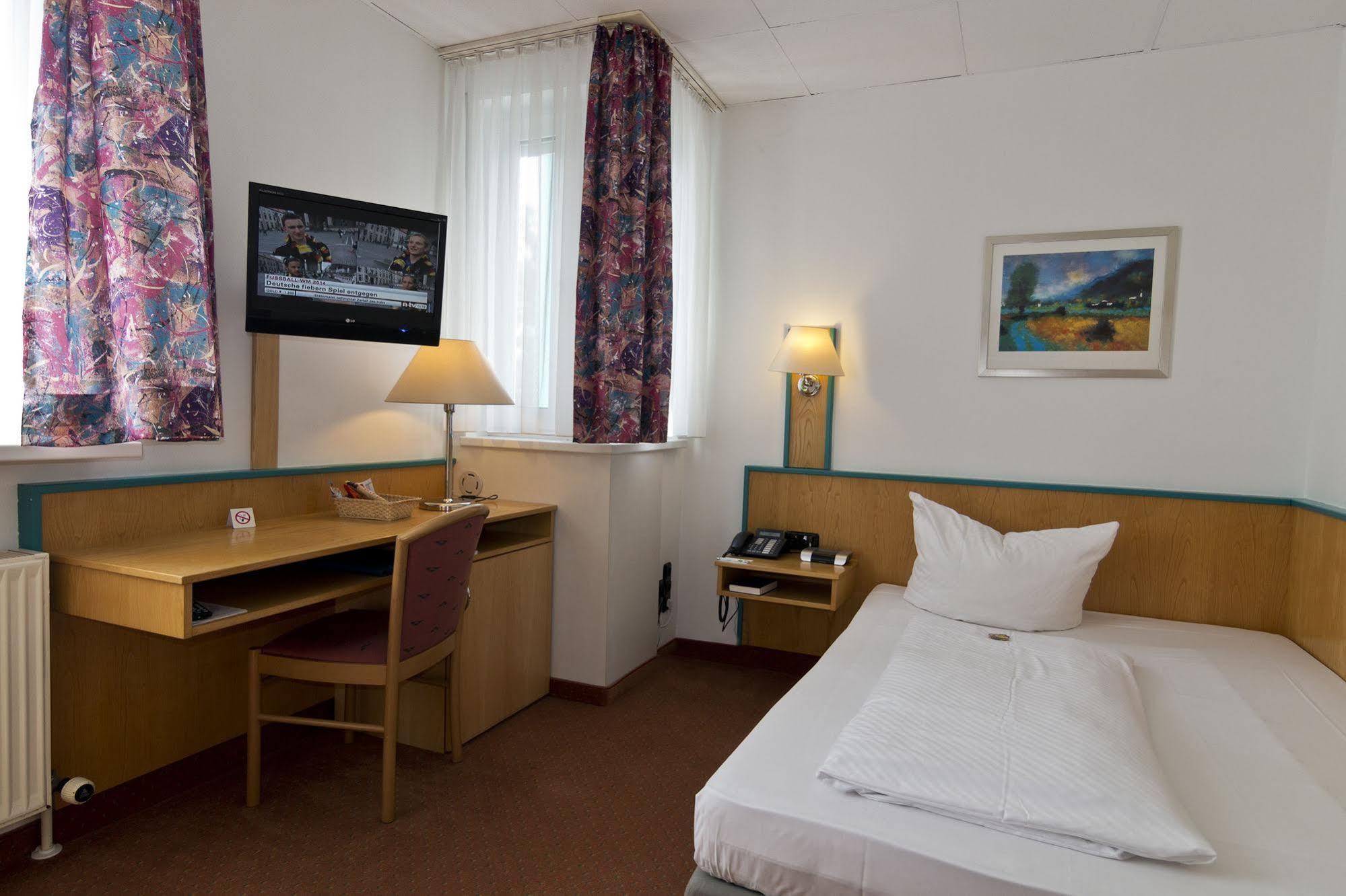 Hotel Alpha Nürnberg Dış mekan fotoğraf